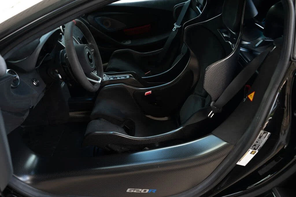 2020 McLaren 620R - Image 8 of 31