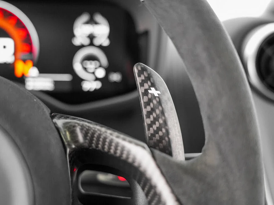 2020 McLaren 620R - Image 10 of 31