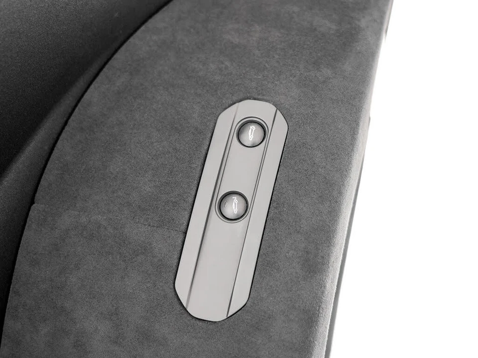 2020 McLaren 620R - Image 22 of 31
