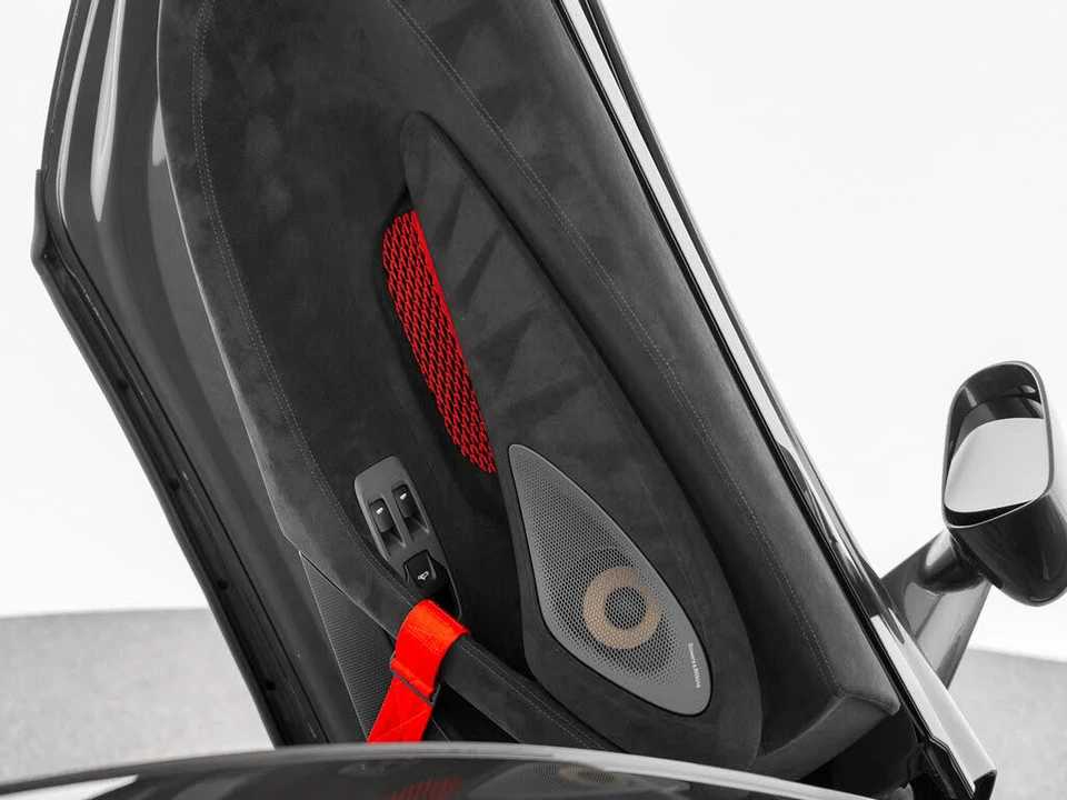 2020 McLaren 620R - Image 23 of 31