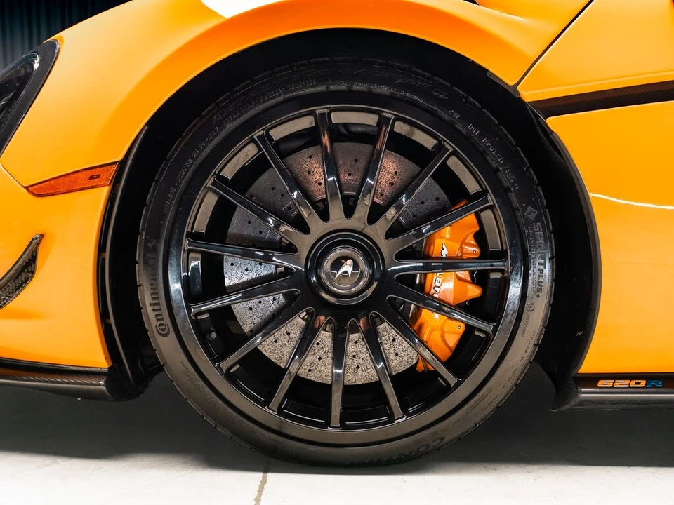 2020 McLaren 620R - Image 5 of 31
