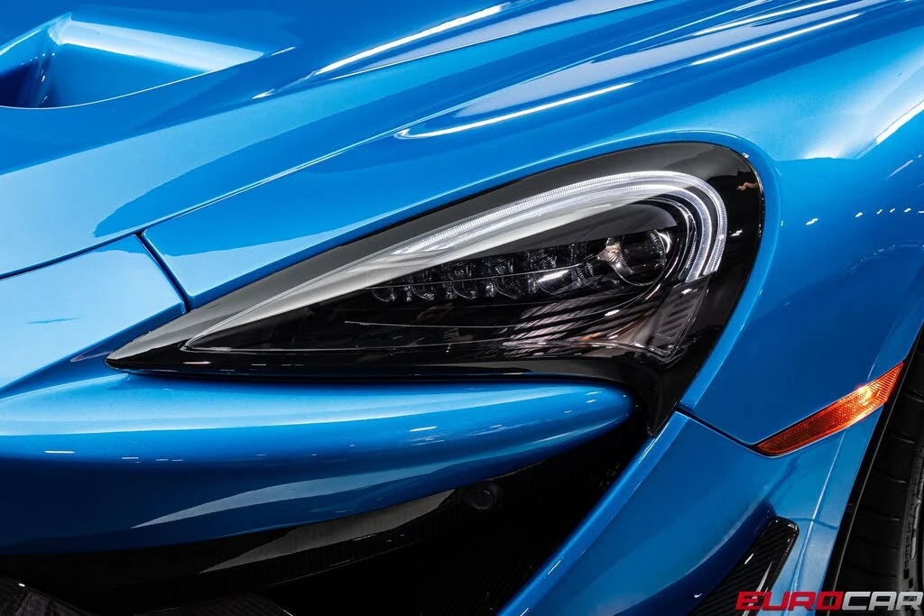 2020 McLaren 620R - Image 14 of 31
