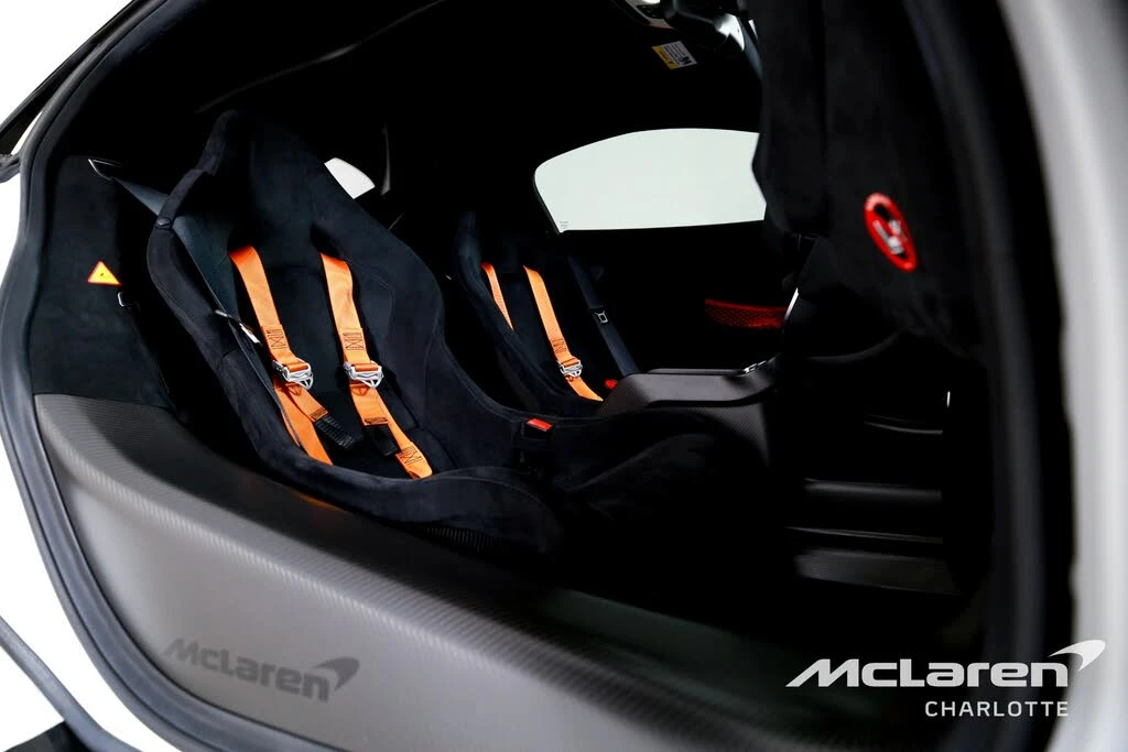 2020 McLaren 620R - Image 19 of 31