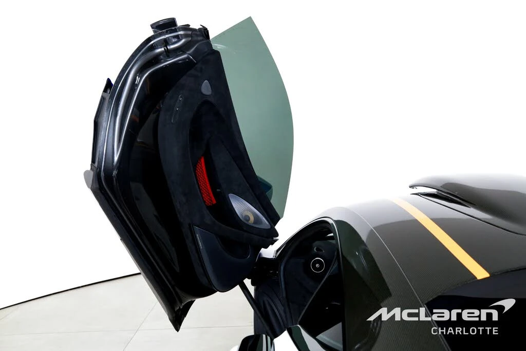 2020 McLaren 620R - Image 11 of 31