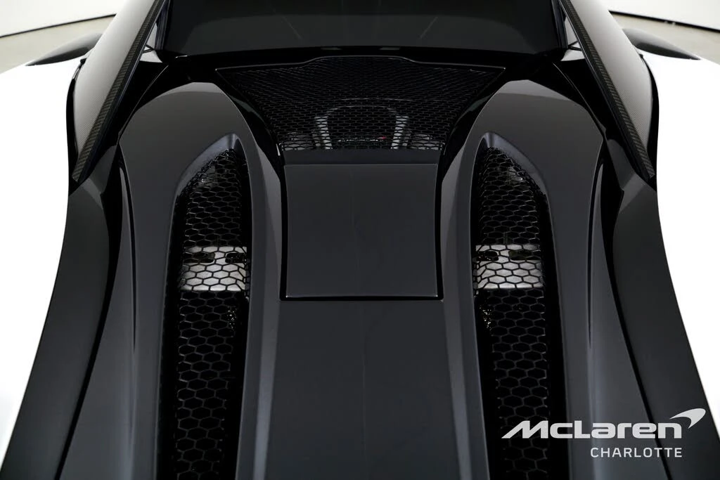 2020 McLaren 620R - Image 25 of 31