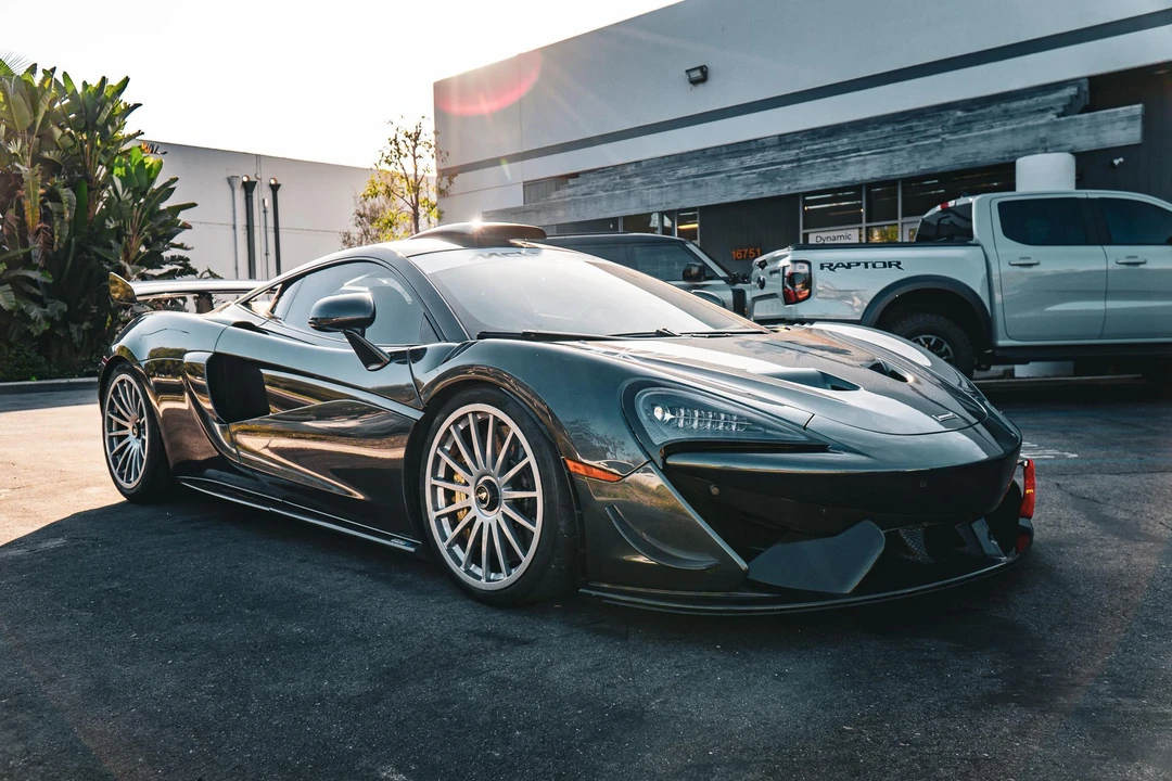 2020 McLaren 620R - Image 20 of 31
