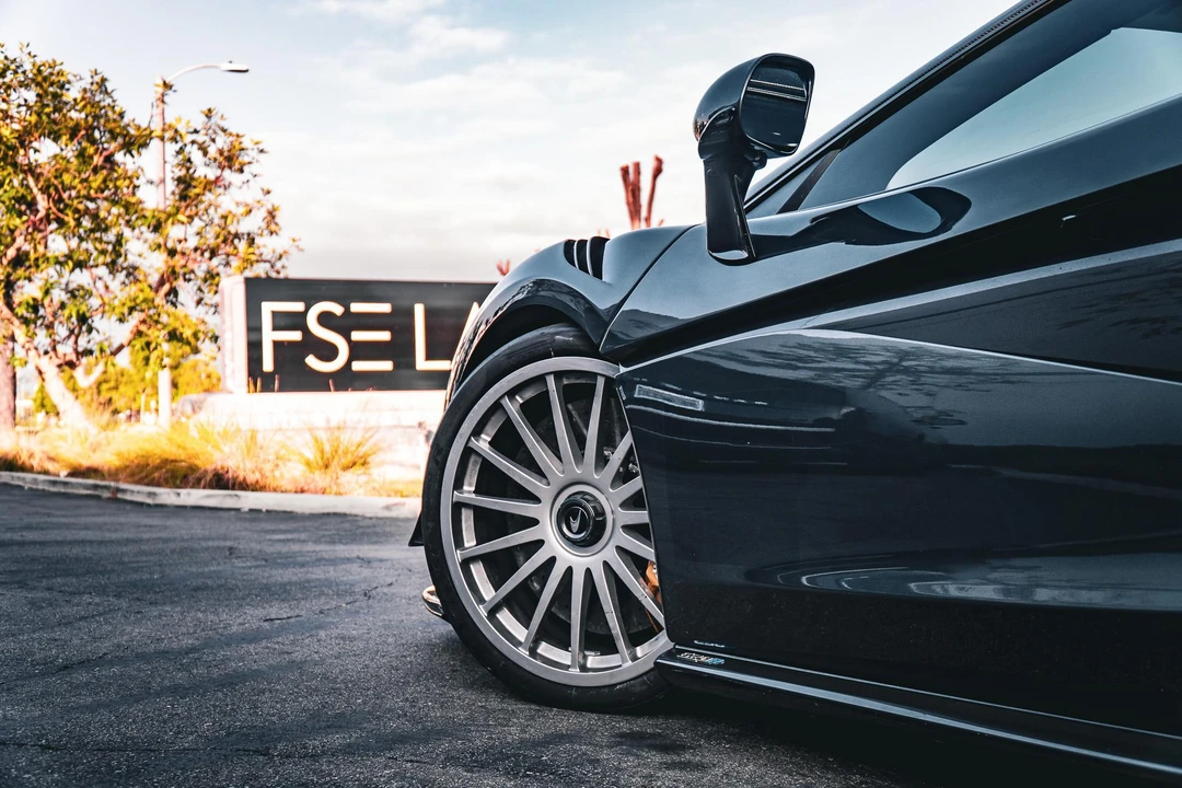 2020 McLaren 620R - Image 30 of 31