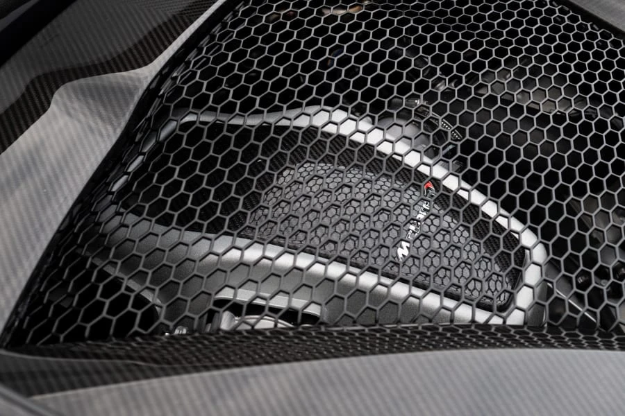 2020 McLaren 620R - Image 7 of 31