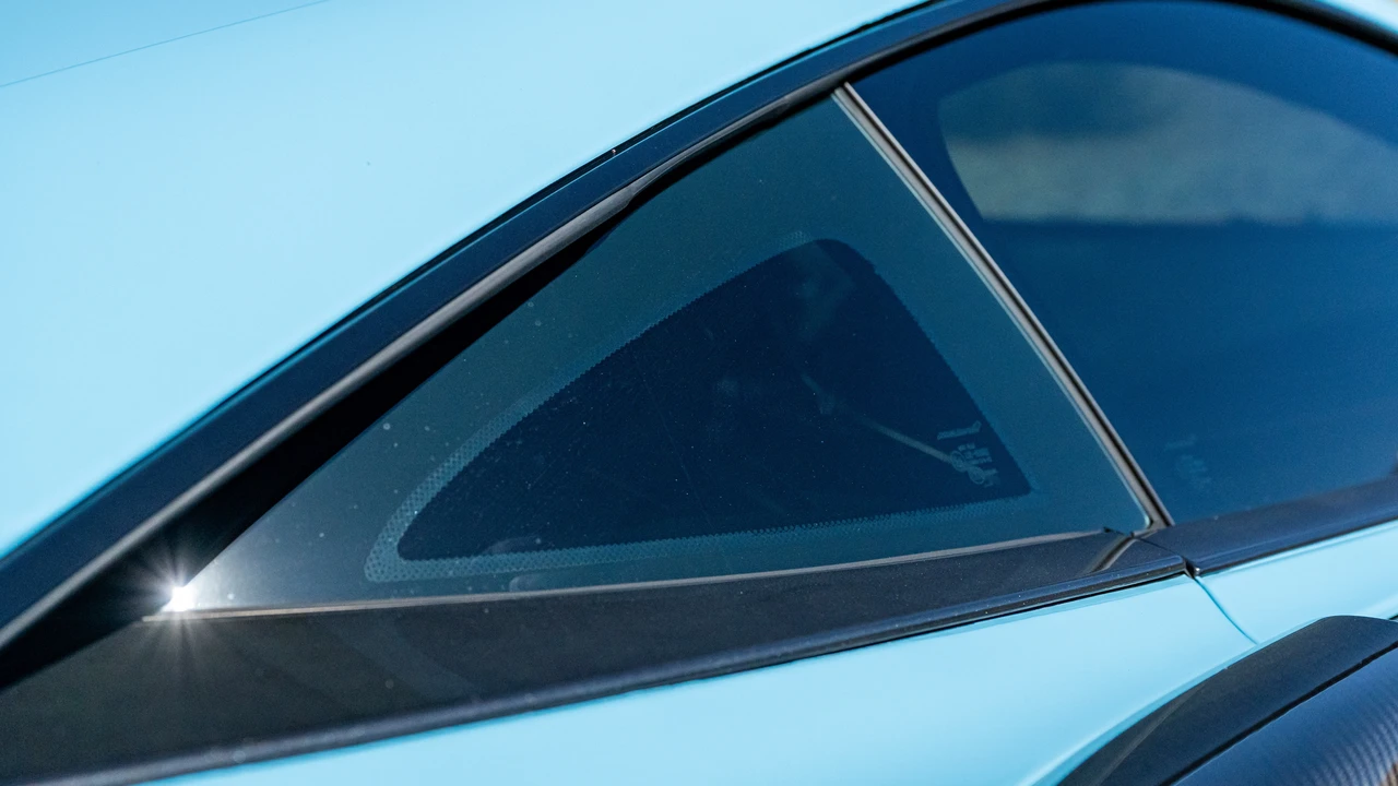 2020 McLaren 620R - Image 30 of 31