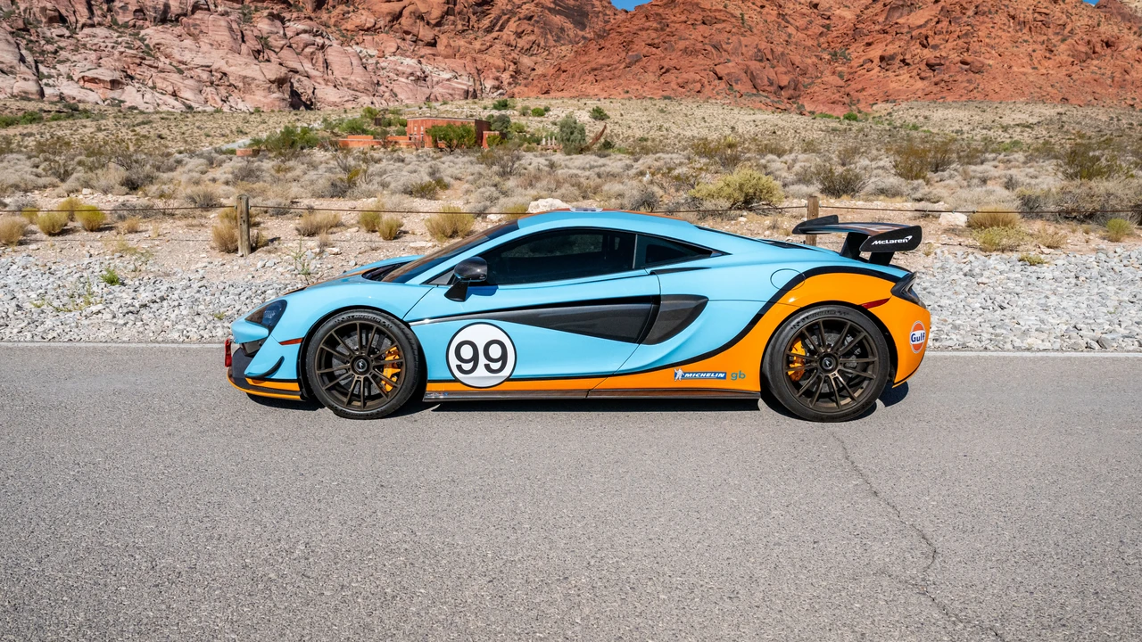 2020 McLaren 620R - Image 7 of 31