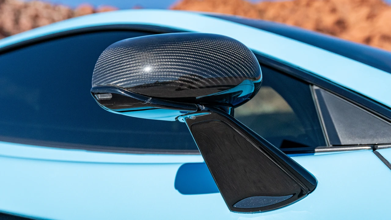 2020 McLaren 620R - Image 31 of 31