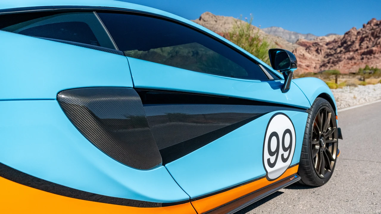 2020 McLaren 620R - Image 12 of 31