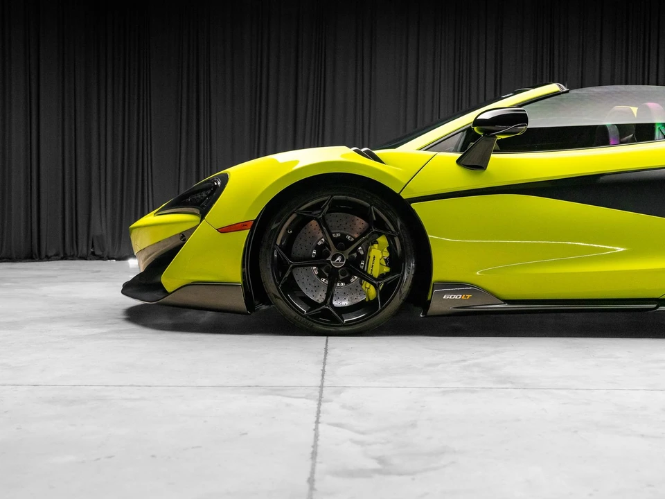 2020 McLaren 675LT - Image 26 of 31