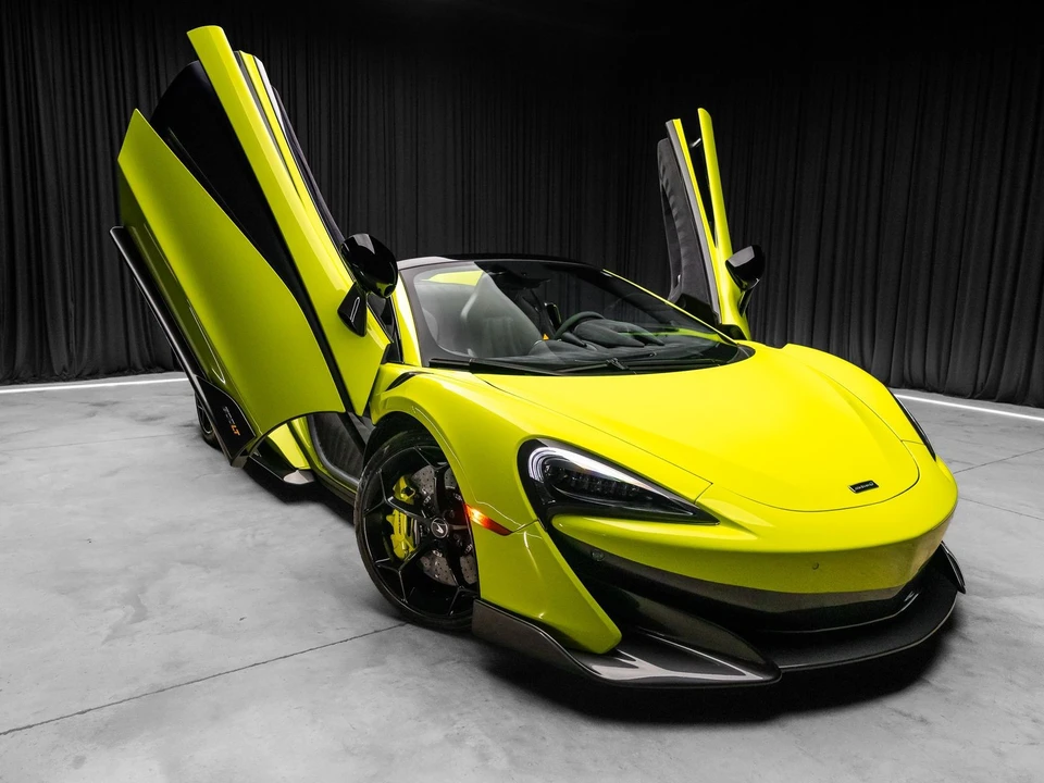 2020 McLaren 675LT - Image 8 of 31
