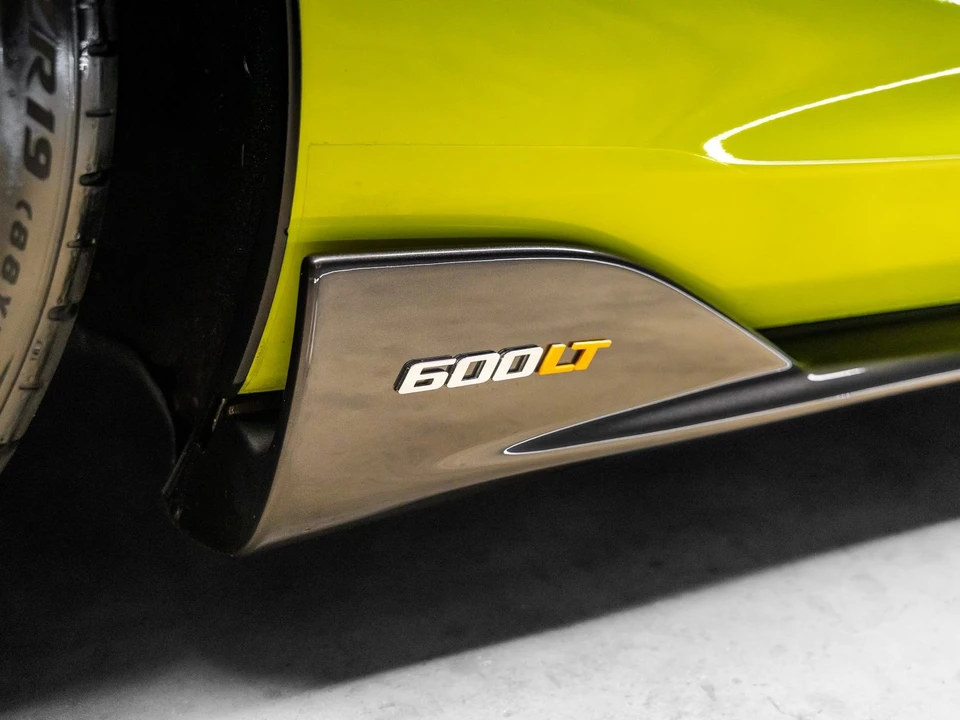 2020 McLaren 675LT - Image 29 of 31