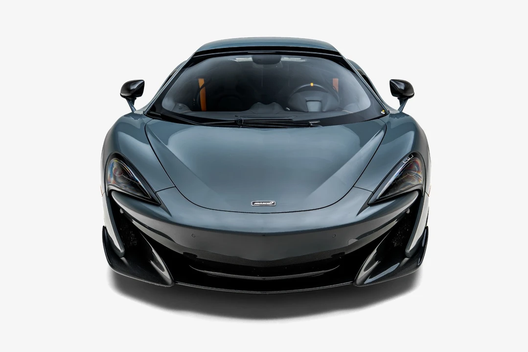 2020 McLaren 675LT - Image 9 of 31