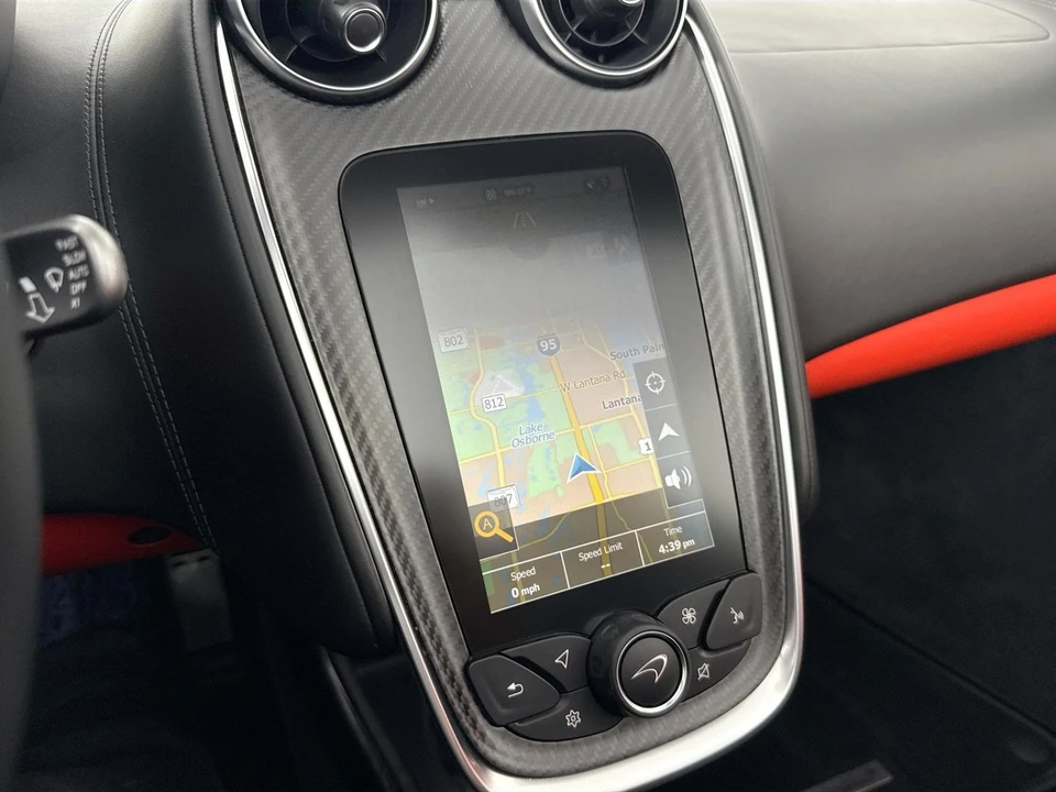 2020 McLaren 675LT - Image 17 of 31