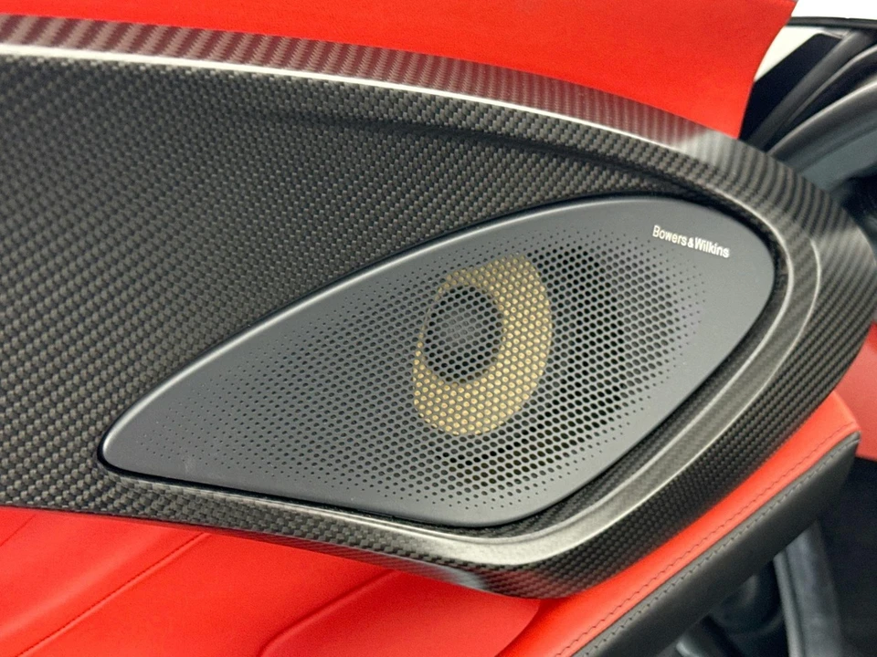 2020 McLaren 675LT - Image 22 of 31