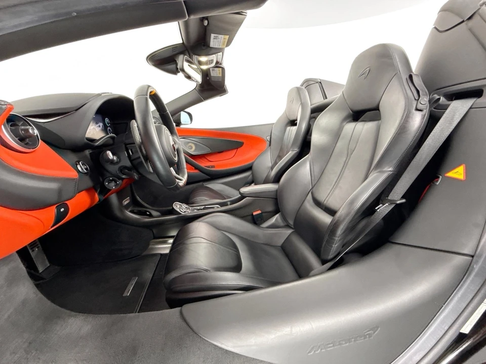 2020 McLaren 675LT - Image 14 of 31