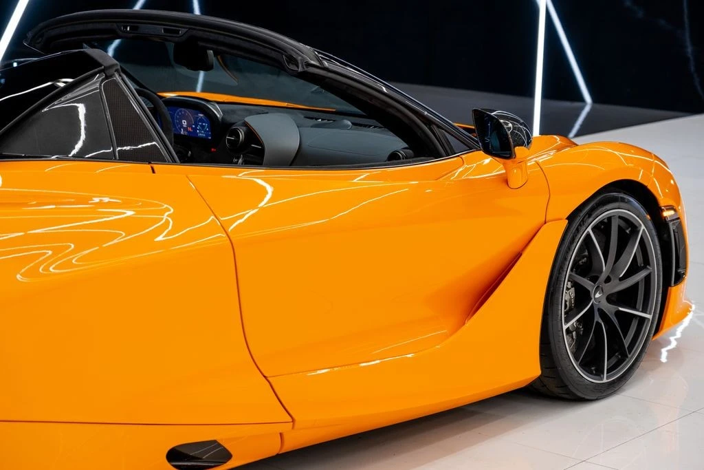 2020 McLaren 720S - Image 29 of 31