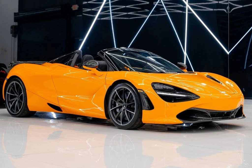 2020 McLaren 720S - Image 2 of 31