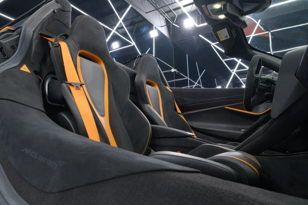 2020 McLaren 720S - Image 20 of 31