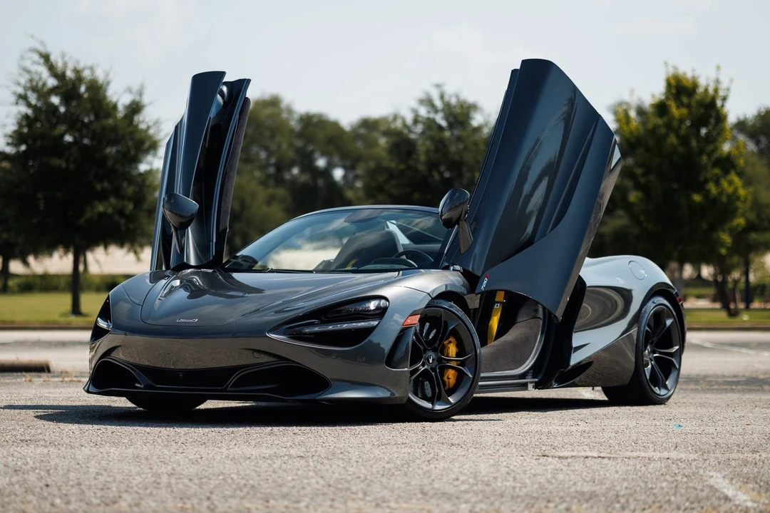 2020 McLaren 720S - Image 2 of 21