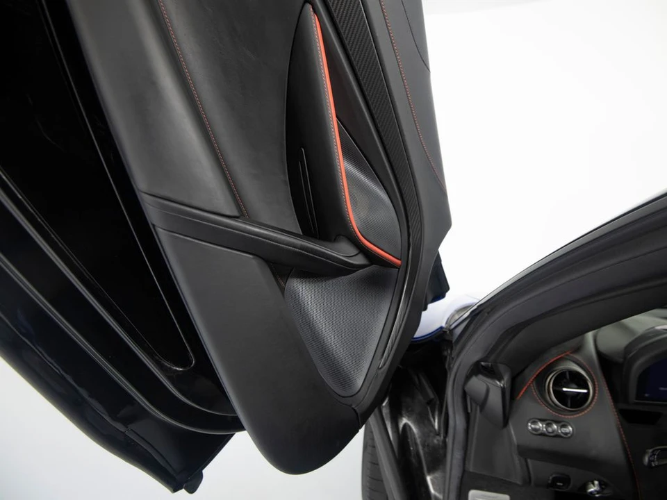 2020 McLaren 720S Spider - Image 10 of 31