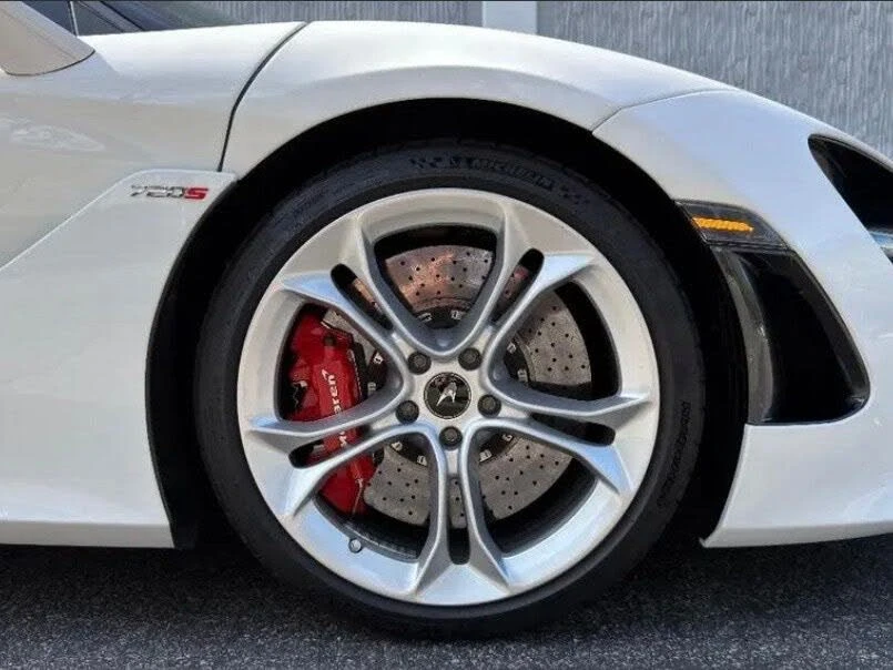 2020 McLaren 720S - Image 12 of 29