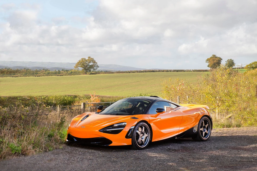 2020 McLaren 720S - Image 3 of 31