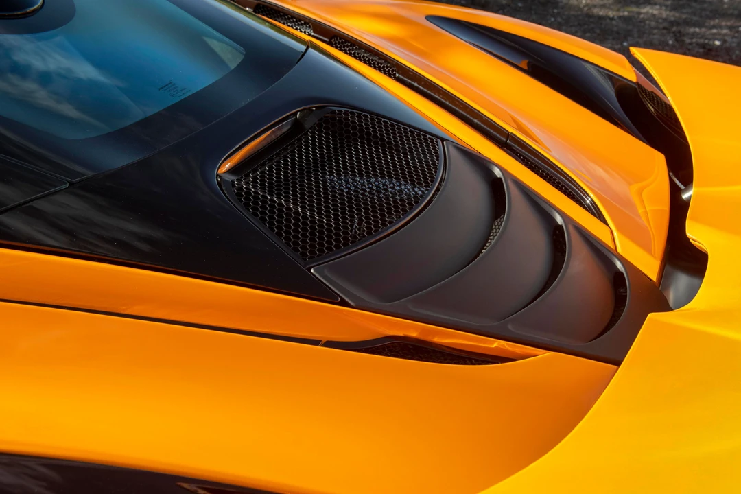 2020 McLaren 720S - Image 30 of 31