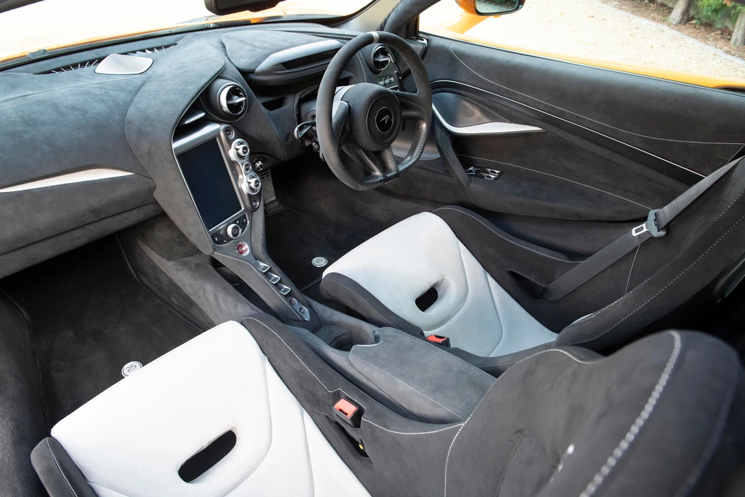 2020 McLaren 720S - Image 25 of 31