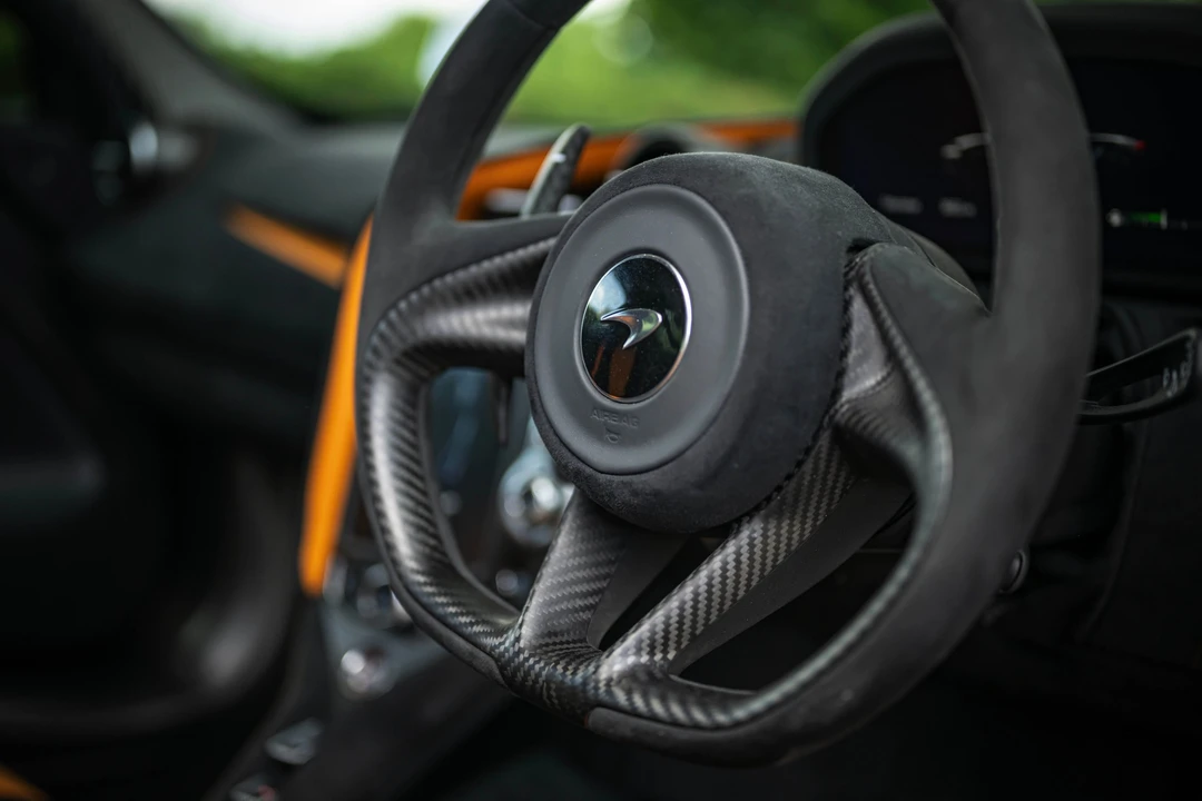 2020 McLaren 720S - Image 27 of 31