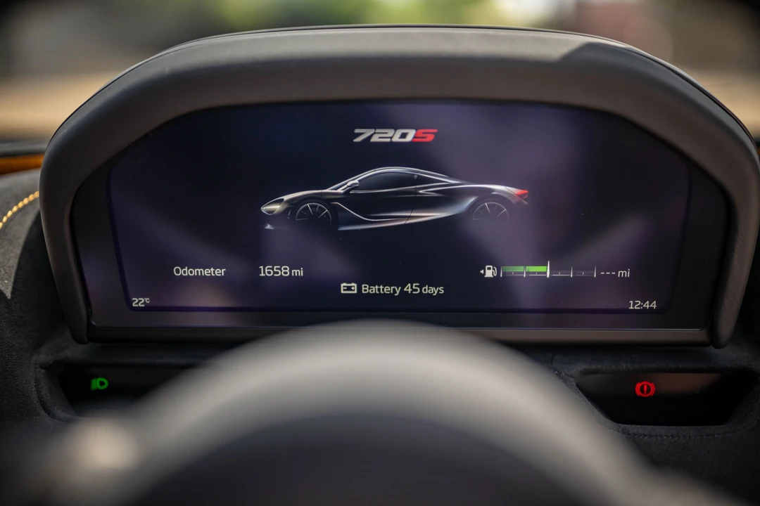 2020 McLaren 720S - Image 14 of 31