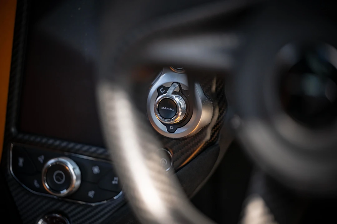 2020 McLaren 720S - Image 22 of 31