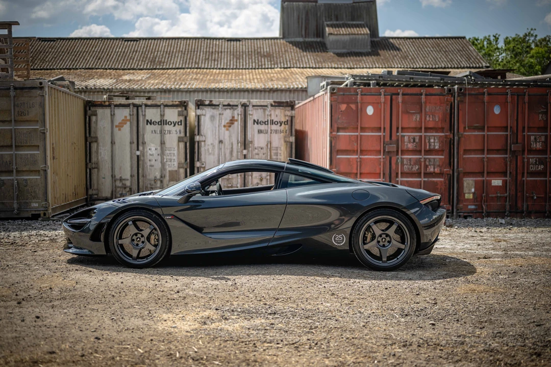 2020 McLaren 720S - Image 3 of 31