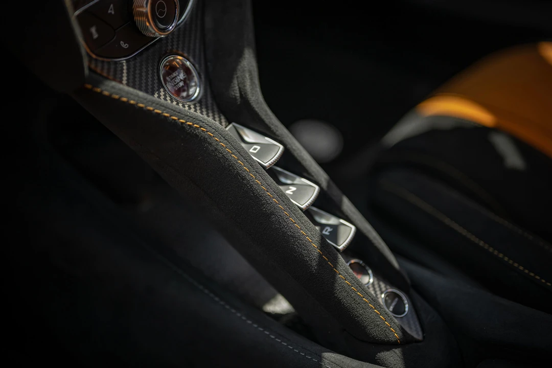 2020 McLaren 720S - Image 24 of 31