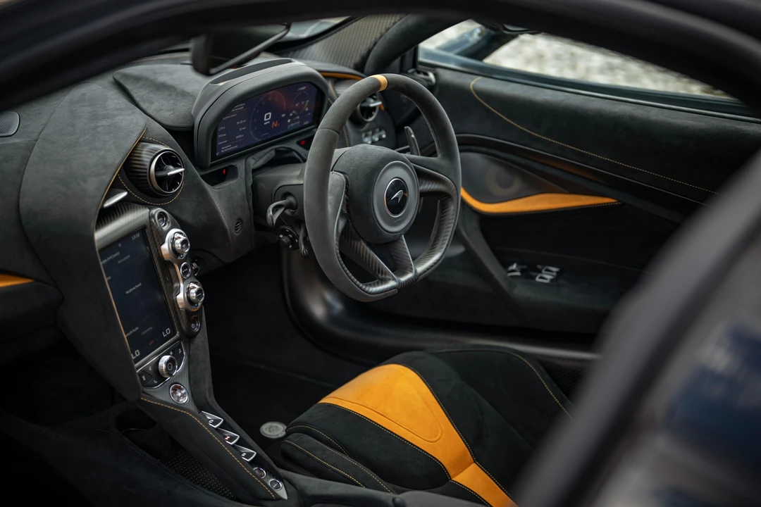 2020 McLaren 720S - Image 28 of 31