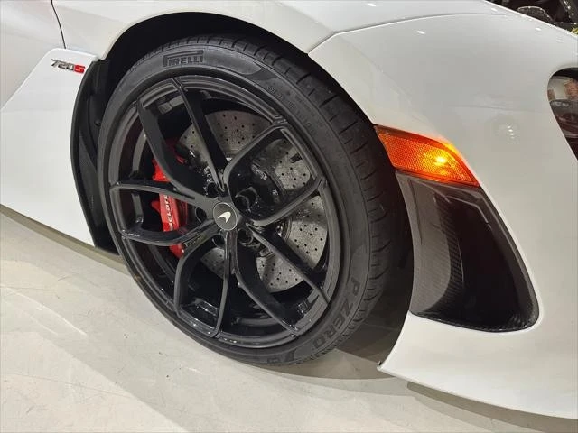 2020 McLaren 720S - Image 12 of 21