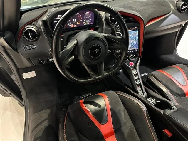 2020 McLaren 720S - Image 13 of 21