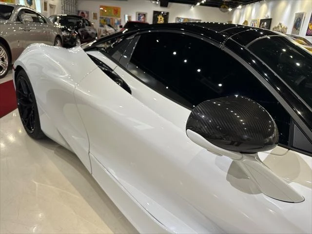 2020 McLaren 720S - Image 11 of 21
