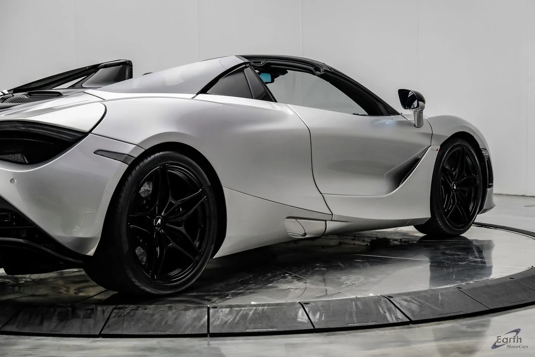2020 McLaren 720S Spider - Image 27 of 31