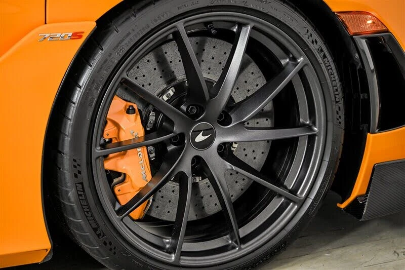 2020 McLaren 720S Spider - Image 16 of 31