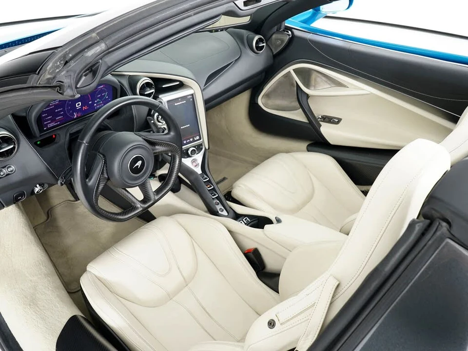 2020 McLaren 720S Spider - Image 26 of 31