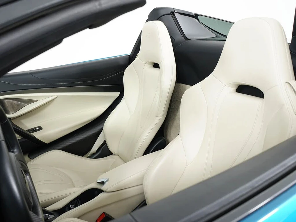 2020 McLaren 720S Spider - Image 25 of 31