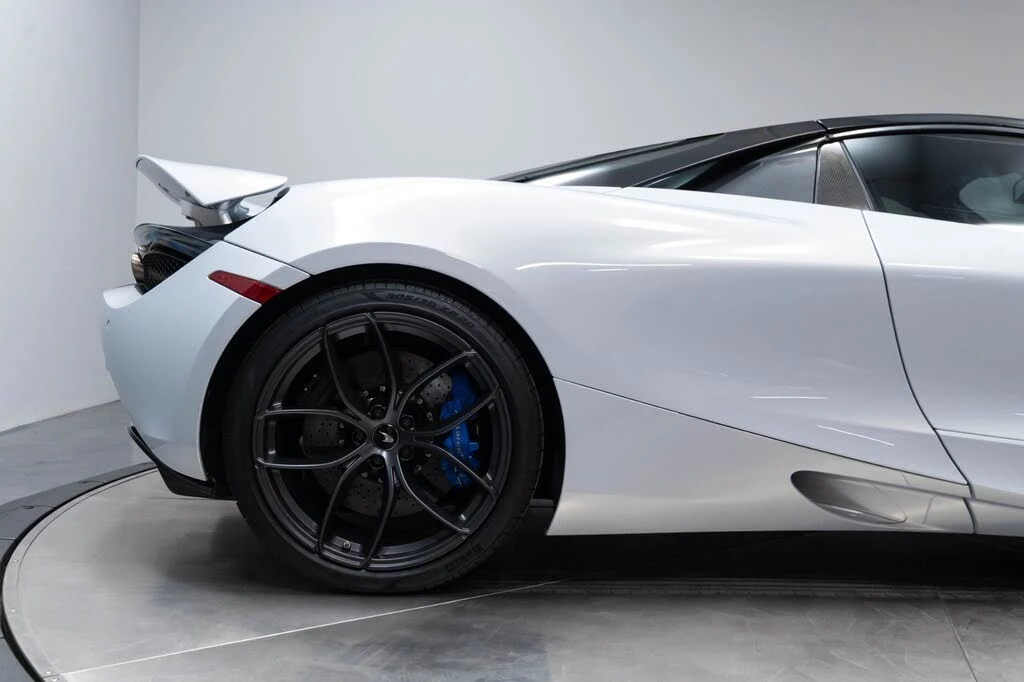 2020 McLaren 720S Spider - Image 24 of 31