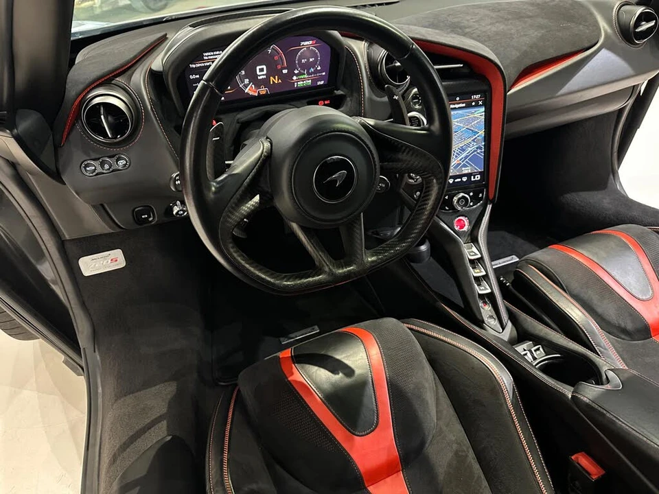 2020 McLaren 720S Spider - Image 13 of 21