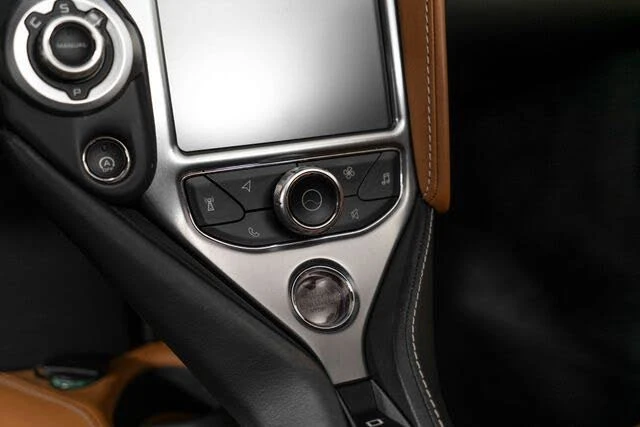 2020 McLaren 720S Spider - Image 25 of 31