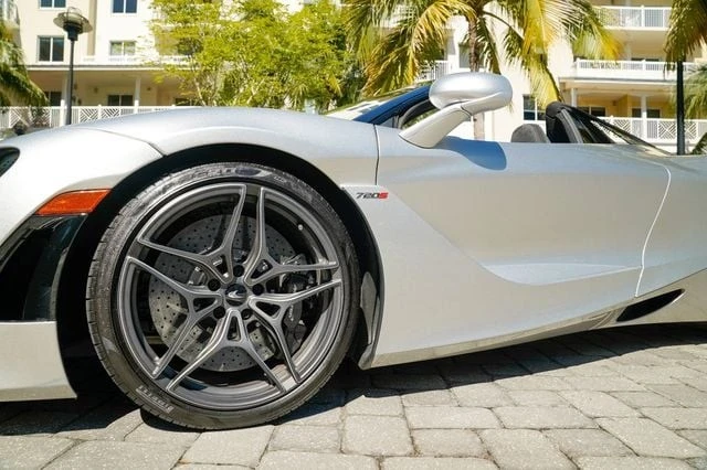 2020 McLaren 720S Spider - Image 15 of 21