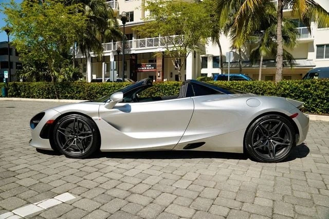 2020 McLaren 720S Spider - Image 18 of 21